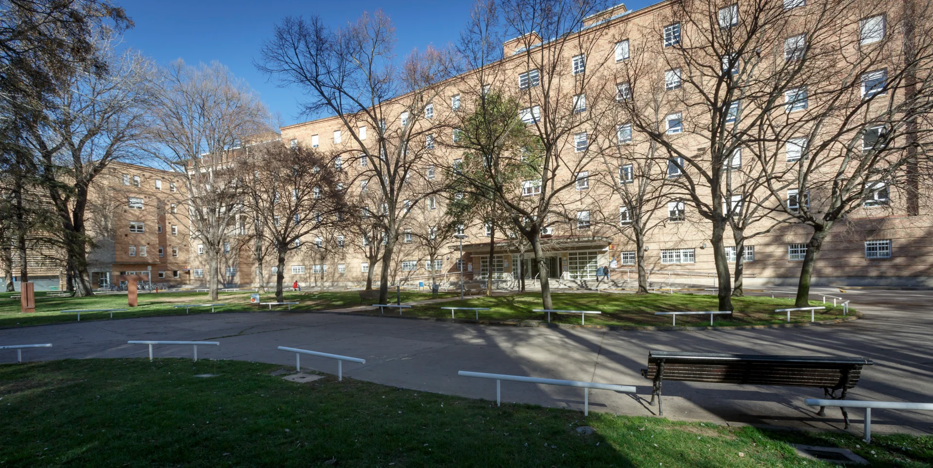 Extreme temperatures increase activity in hospital emergency departments