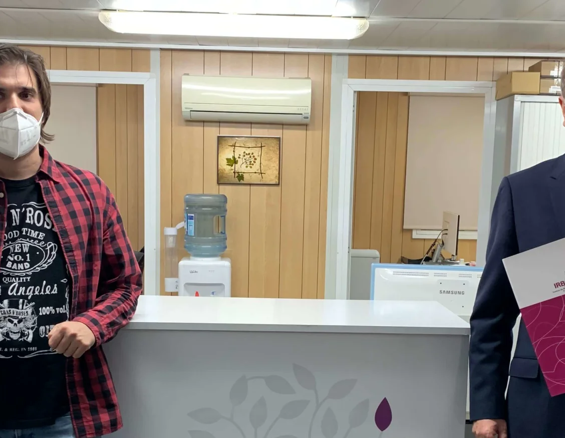 Agroferti Tractaments i Serveis renova la seva col·laboració amb l’IRBLleida
