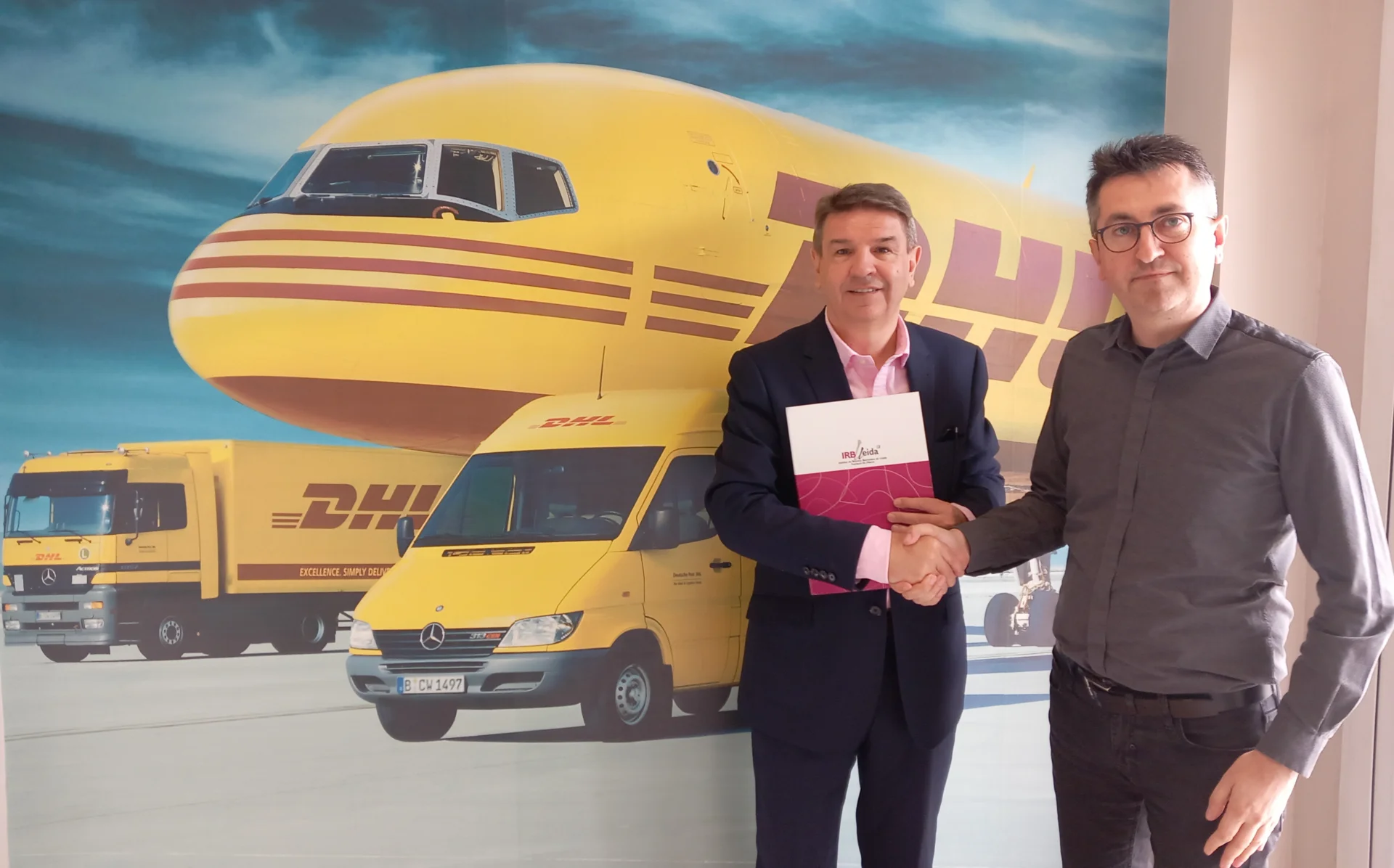 DHL, new IRBLleida collaborating company