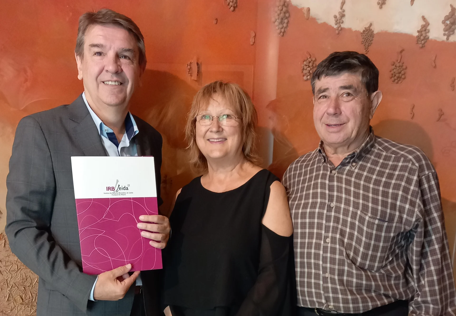 The Mas Blanch i Jové winery renews its collaboration with IRBLleida
