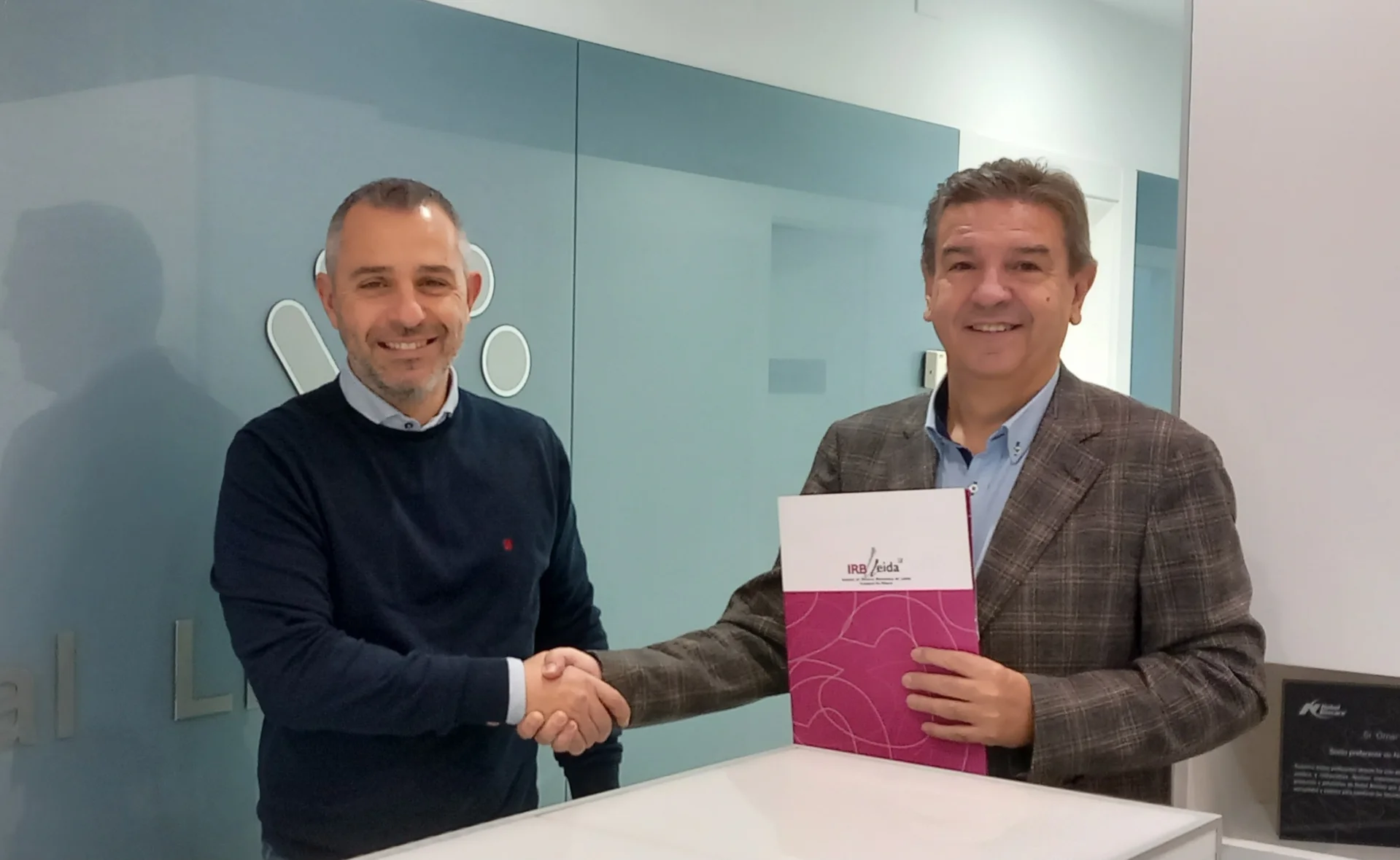 La Clínica Dental Linyola renueva su colaboración con el IRBLleida