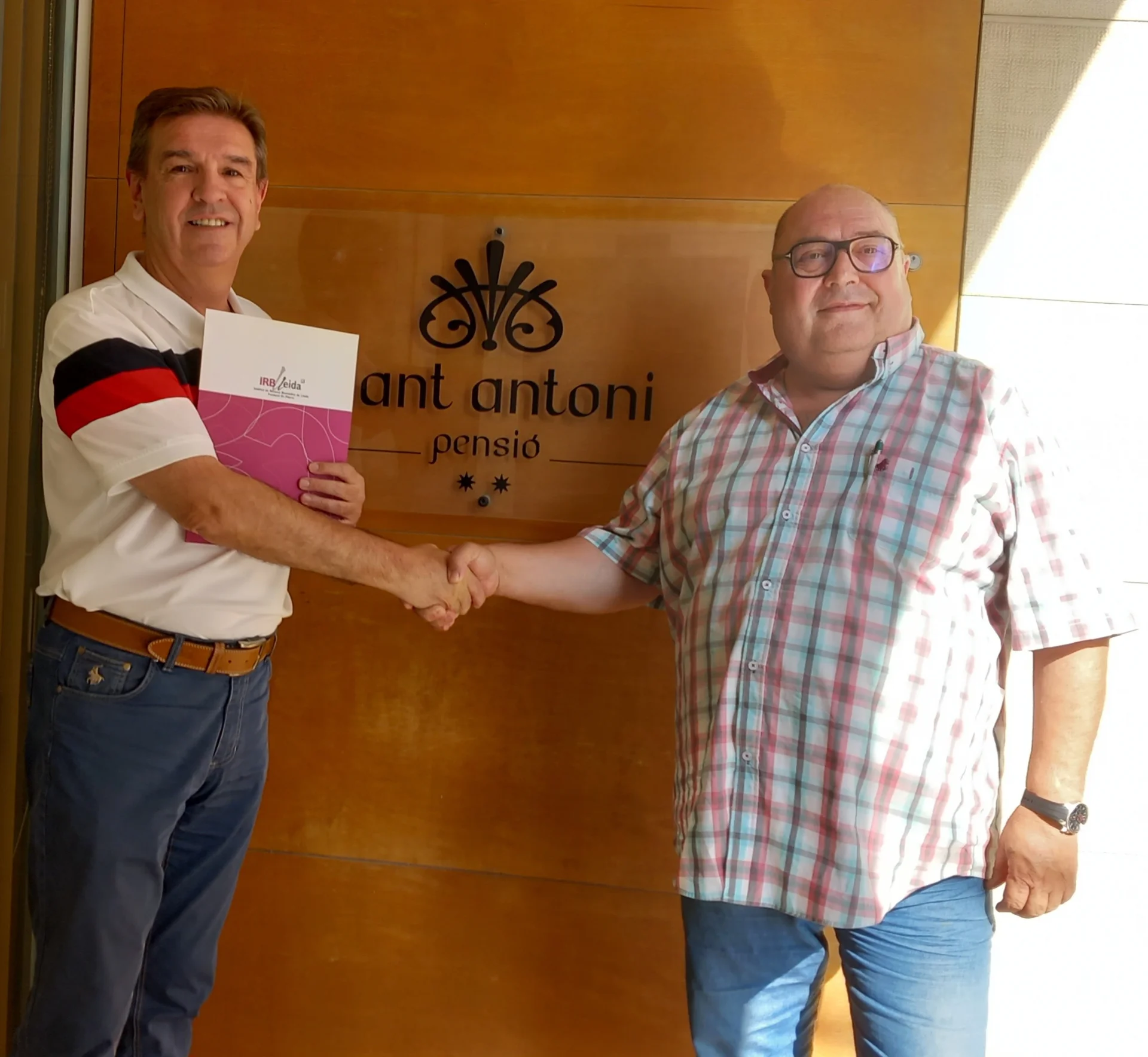 The Pensió Sant Antoni del Palau d'Anglesola renews its collaboration with the IRBLleida