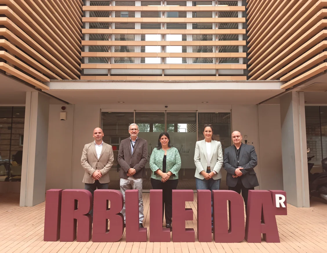 La delegada del Govern a Lleida, Núria Gil, a l'IRBLleida