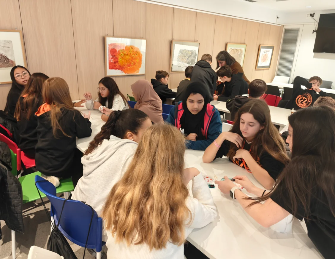L’IRBLleida manté la seva aposta per la divulgació científica el curs 2025-2026 i programa 14 tallers per a infants de 1r ESO 