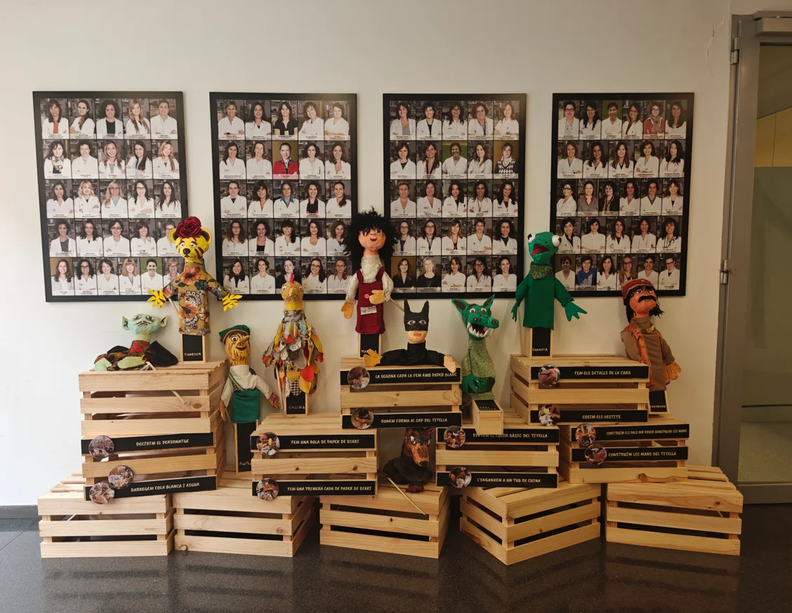 El IRBLleida acoge la exposición “Historias para construir” realizada por la compañía de teatro La Màxima