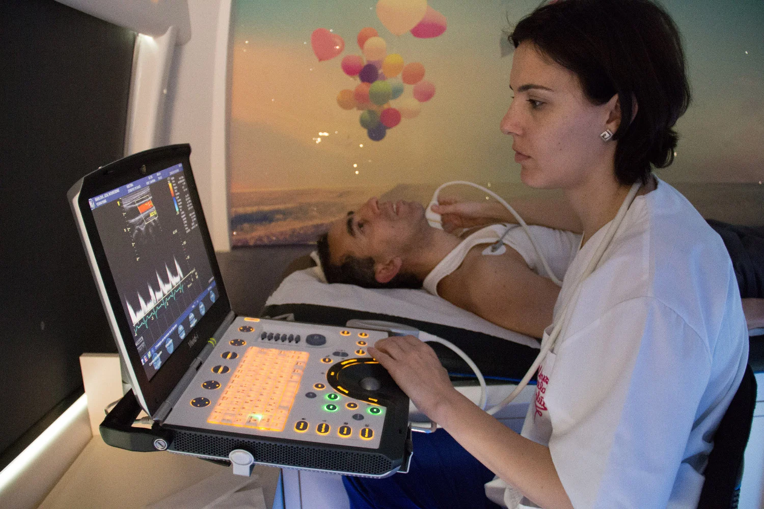 El IRBLleida colabora con La Marat&oacute; de TV3 haciendo pruebas para conocer el estado de salud de las arterias de las personas que quieran acercarse a El Bus de la Salud '