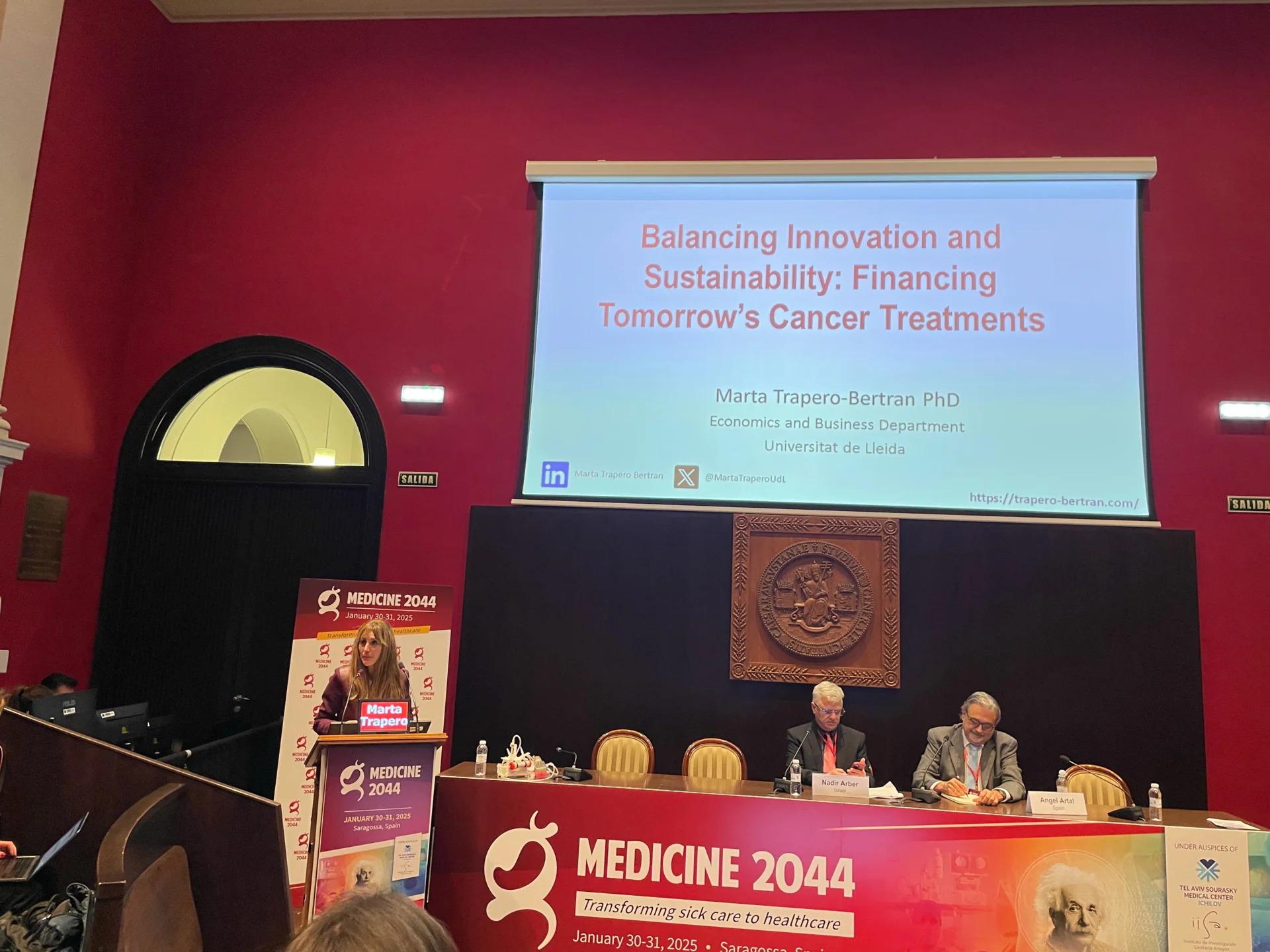 Researcher Marta Trapero, at the Medicine 2044 International Congress to define the medicine of the future