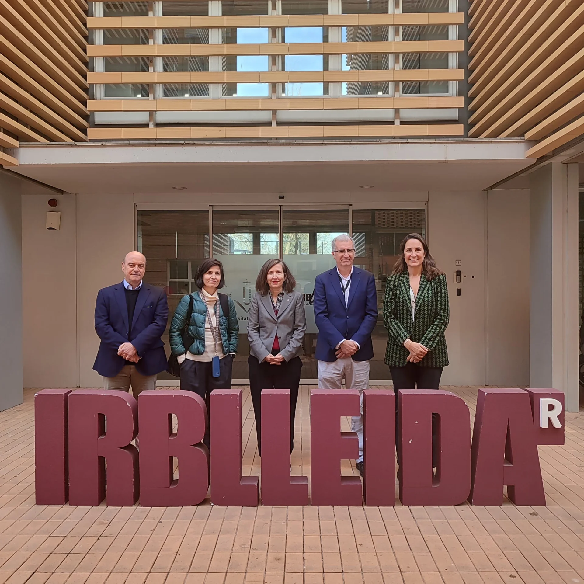 La Direcció General de Recerca realitza una visita institucional a l’IRBLleida