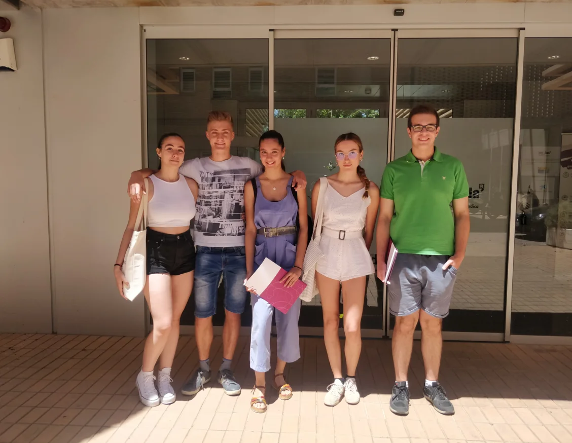 L’alumnat de primer batxillerat becat per l’IRBLleida inicia la seva estada al centre
