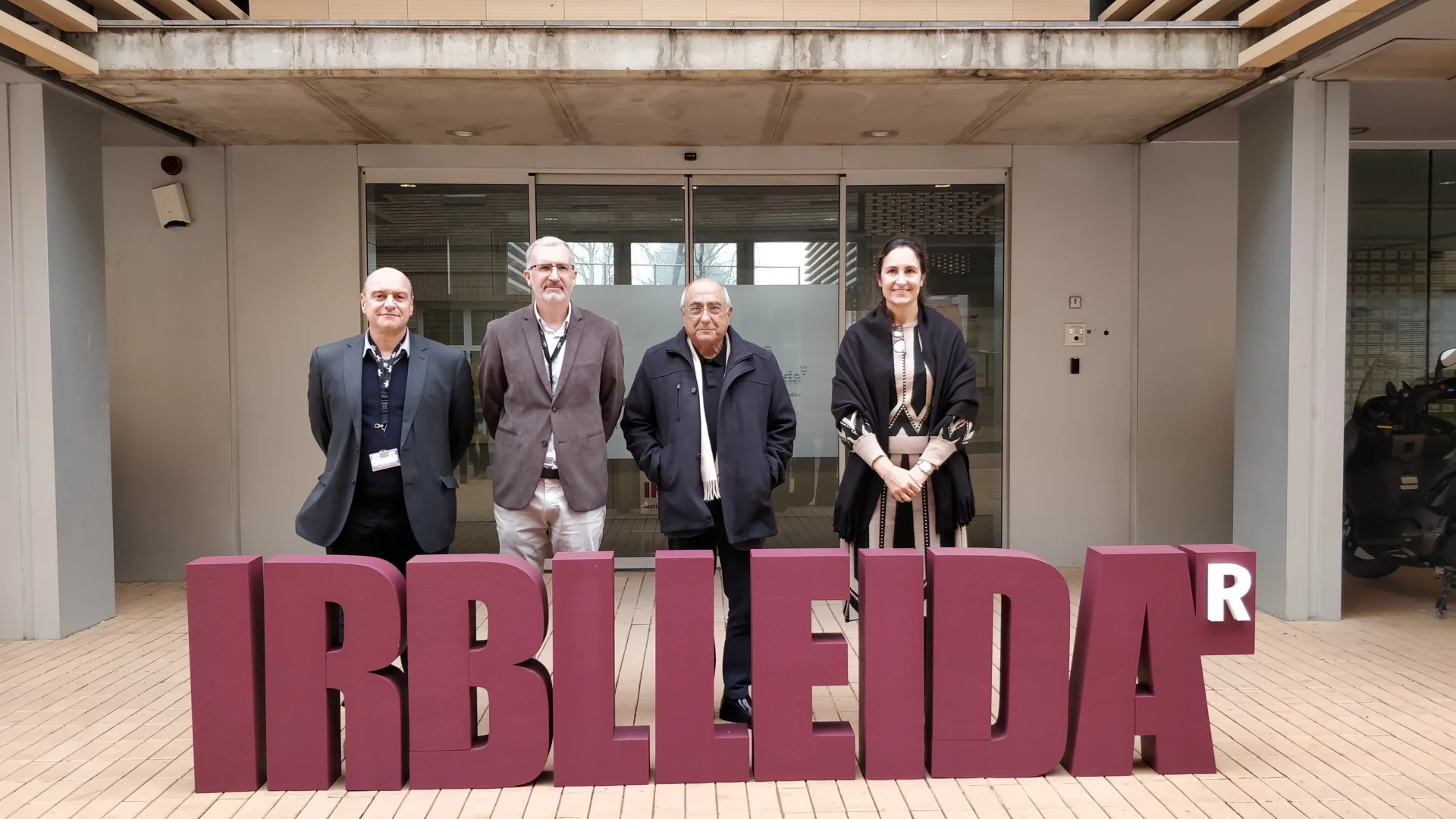 El 'conseller' de Universidades e Investigación, Joaquim Nadal, visita el IRBLleida
