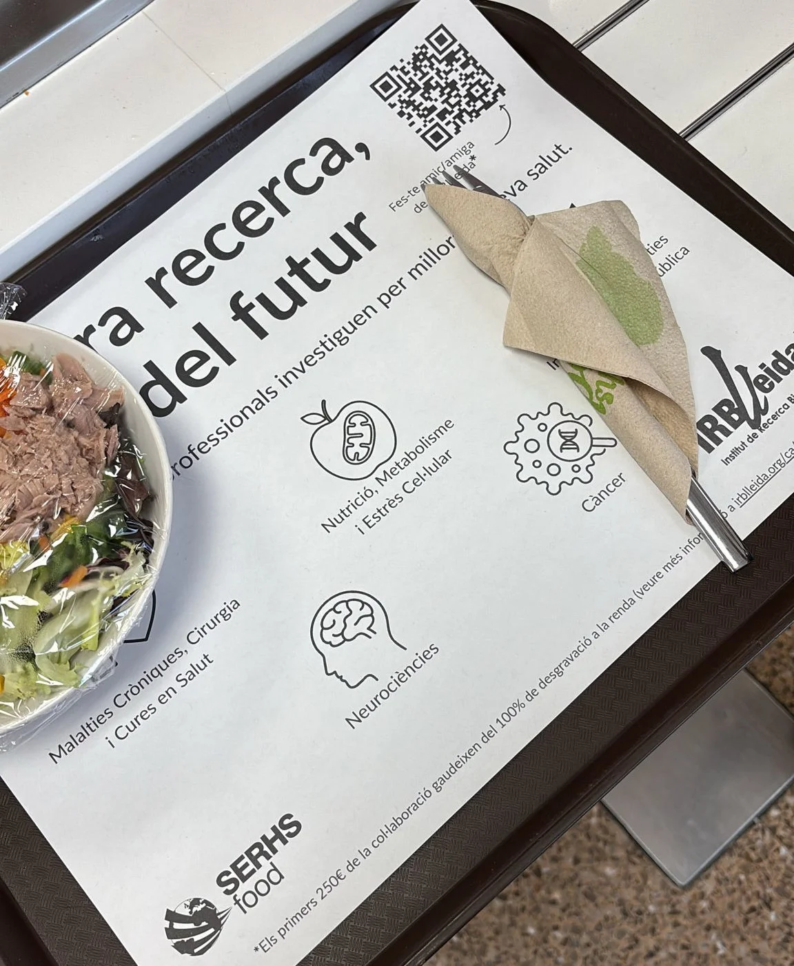Las cafeterías SERHS Food de los Hospitales Universitarios Arnau de Vilanova y Santa Maria de Lleida cuentan este mes con un mantel científico