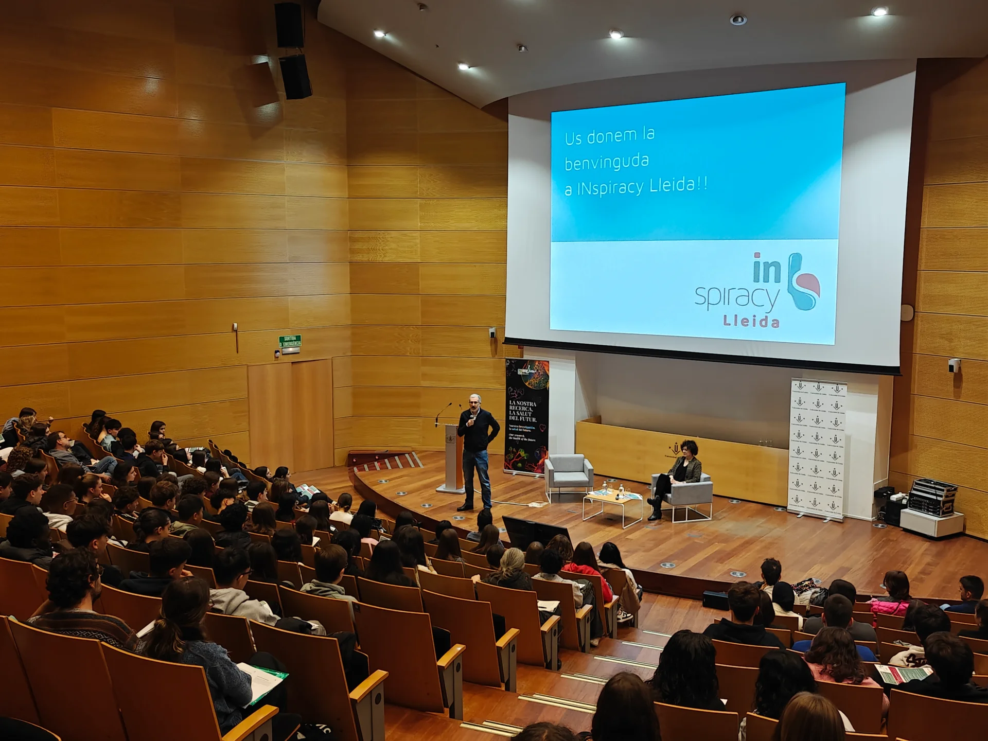Nearly 300 high school students from Lleida attended the 4th INspiracy Lleida conference to stimulate interest in scientific research
