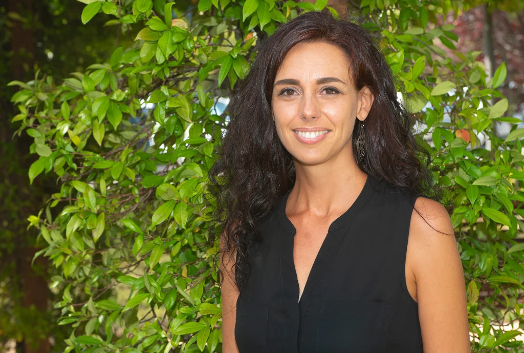 The researcher María Llorens gives a session about the regeneration of the brain in the IRBLleida