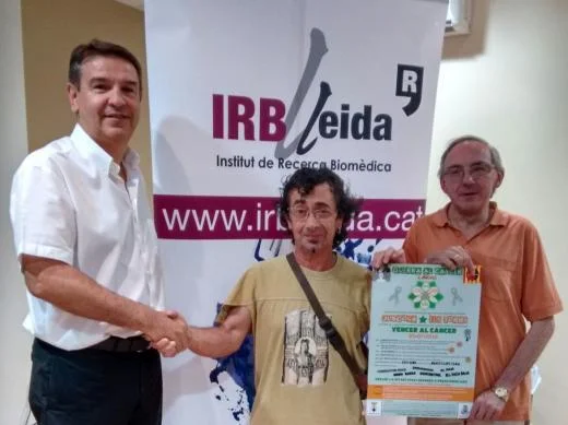 Juncosa y Els Torms entregan &euro; 3.500 al IRBLleida para promover y difundir la investigaci&oacute;n en c&aacute;ncer